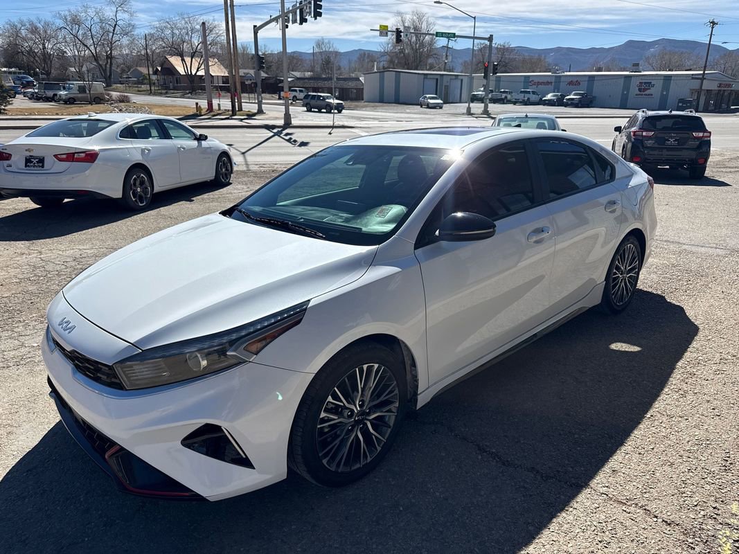 Used 2023 Kia Forte GT-Line w/ GT-Line Premium Package image 6