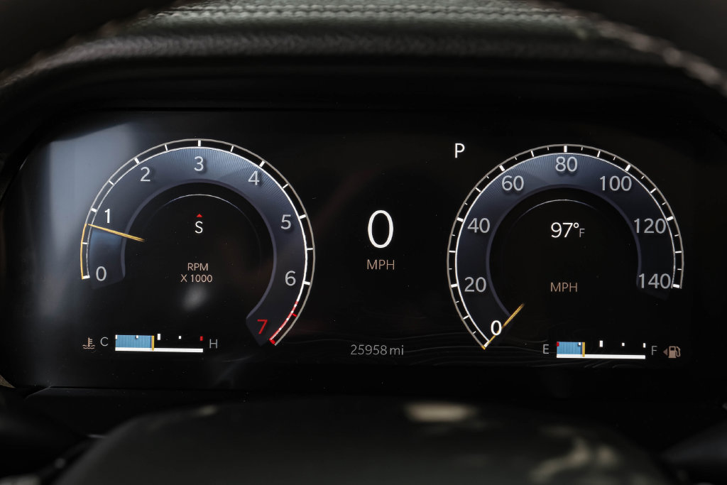 Used 2023 Jeep Grand Cherokee L Limited w/ Luxury Tech Group II AWD/4WD image 28