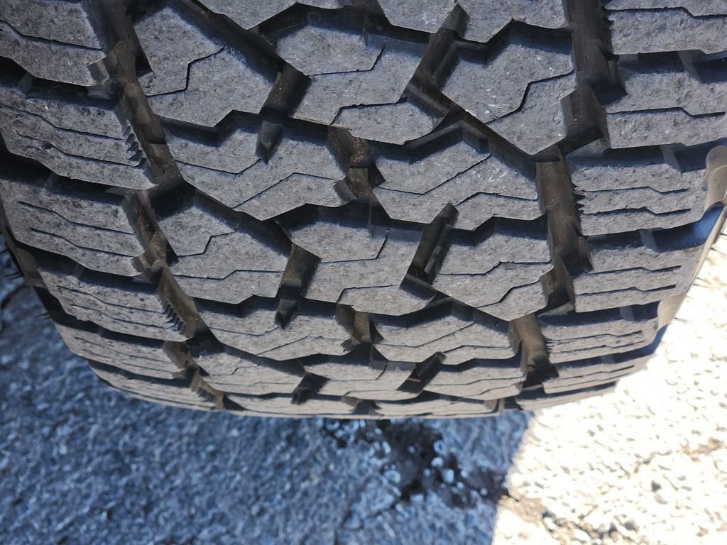 Used 2024 GMC Sierra 2500 AT4 w/ AT4 Premium Plus Package image 15