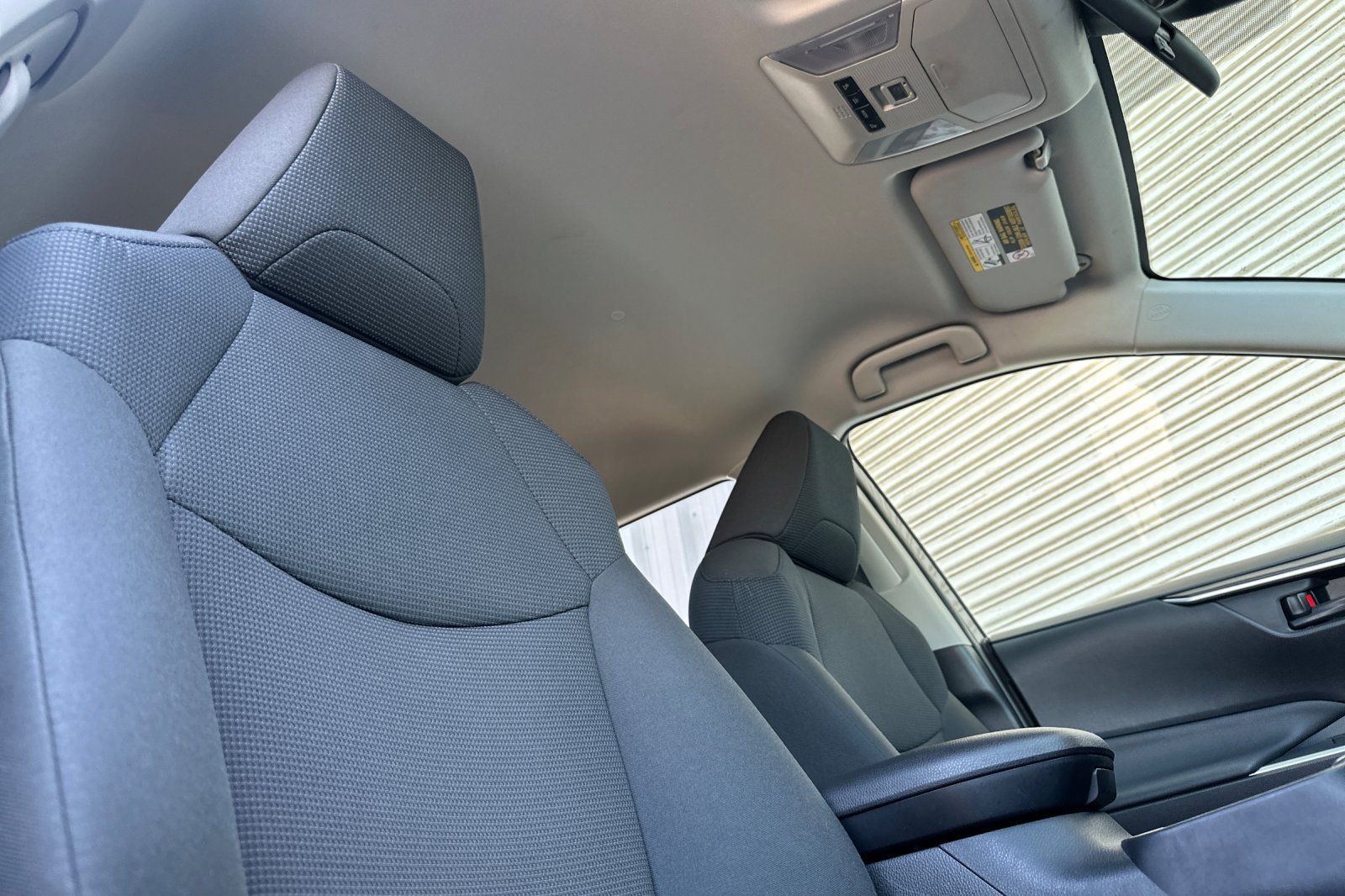 Certified 2020 Toyota RAV4 LE AWD/4WD image 17