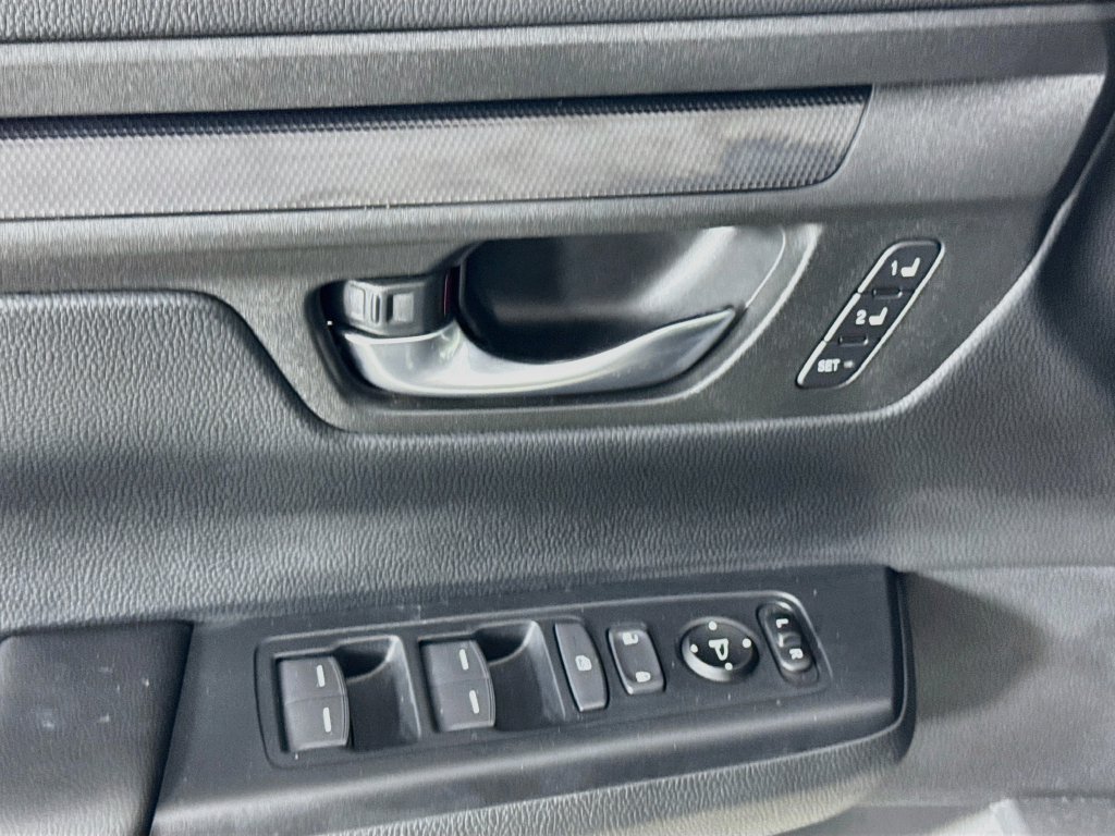 Used 2025 Honda CR-V Sport-L image 21