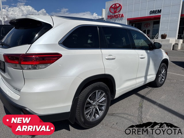 Used 2018 Toyota Highlander XLE image 20