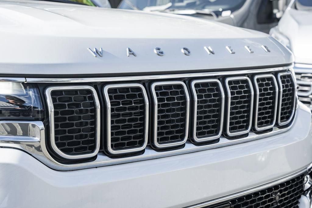 Used 2022 Jeep Wagoneer Series III image 11