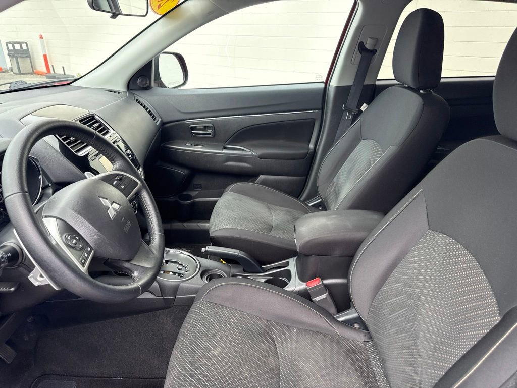 Used 2015 Mitsubishi Outlander Sport SE FWD image 18
