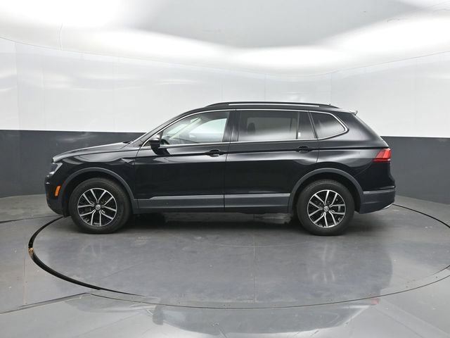 Used 2021 Volkswagen Tiguan SE AWD/4WD image 2