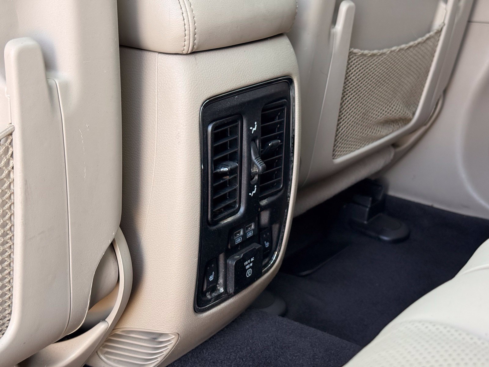 Used 2017 Jeep Grand Cherokee Limited w/ Luxury Group II AWD/4WD image 20