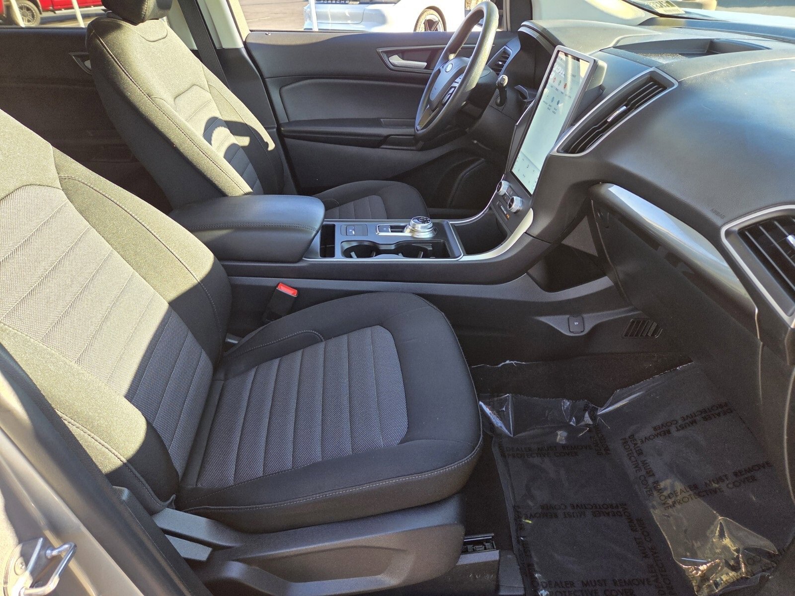 Certified 2023 Ford Edge SE w/ Black Appearance Package image 15