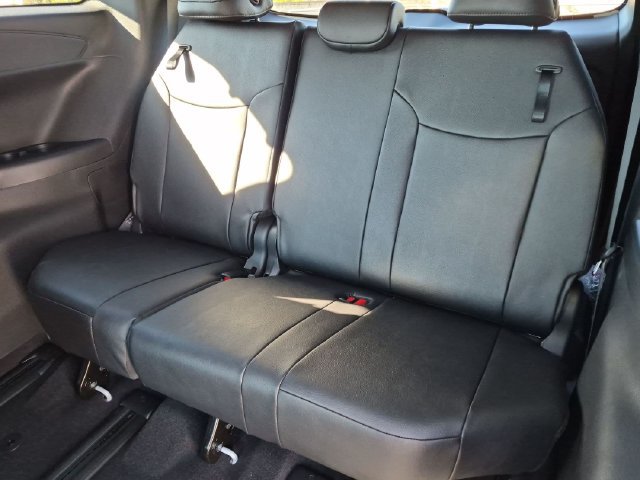 New 2026 Toyota Sienna Platinum AWD/4WD image 23