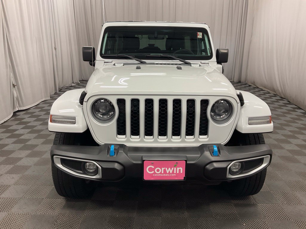 Used 2023 Jeep Wrangler Unlimited Sahara w/ Cold Weather Group AWD/4WD image 12