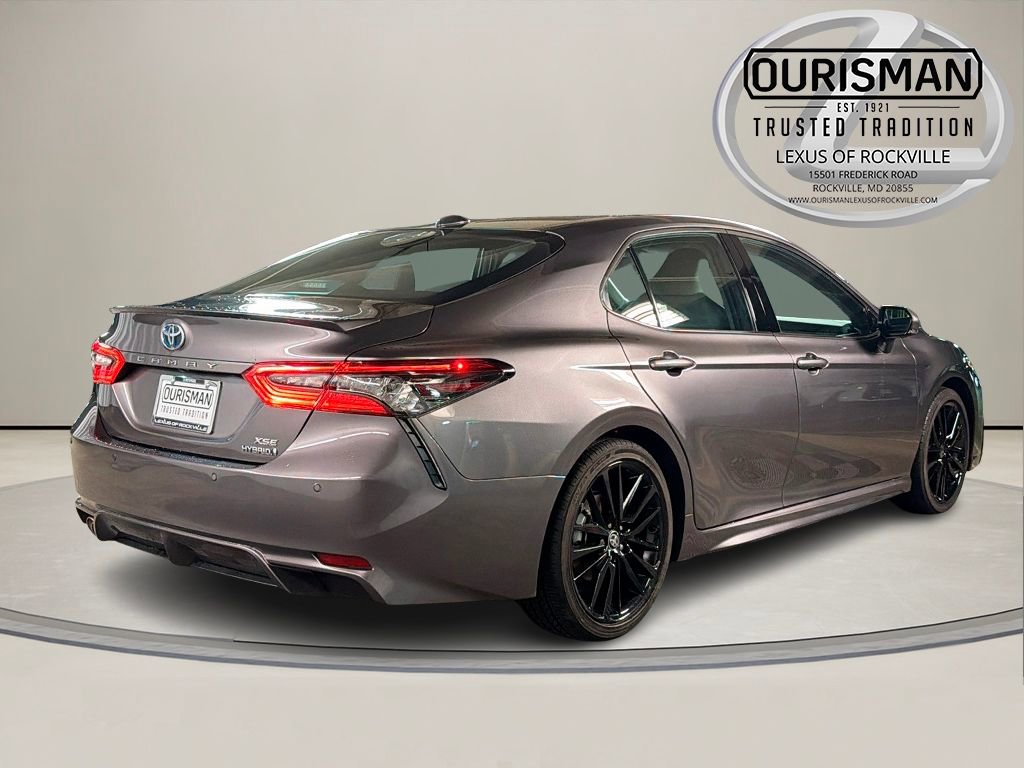 Used 2024 Toyota Camry XSE w/ Navigation Package image 7