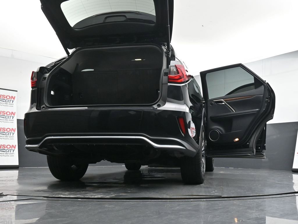 Used 2020 Lexus RX 350L Premium w/ Premium Package image 47