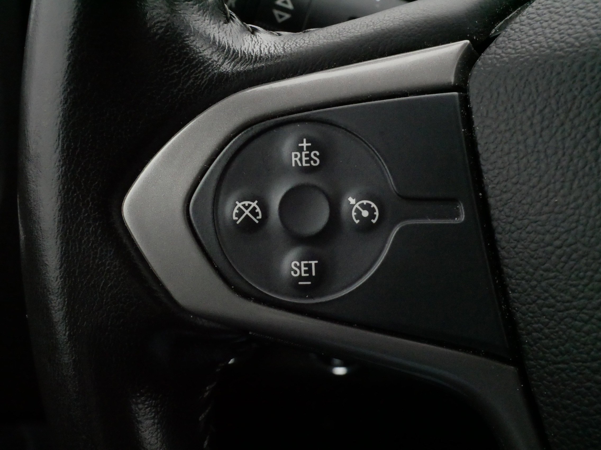 Used 2015 Chevrolet Colorado Z71 image 27