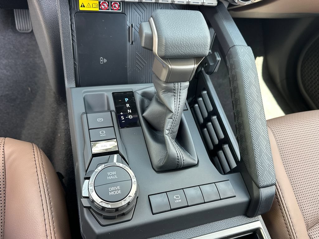 Used 2026 Toyota 4Runner Limited AWD/4WD image 26