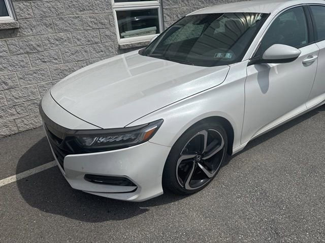 Used 2020 Honda Accord Sport image 2