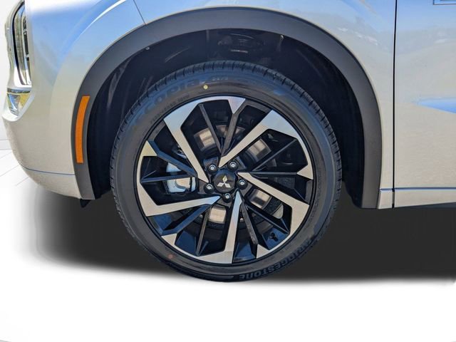 New 2025 Mitsubishi Outlander SEL image 12