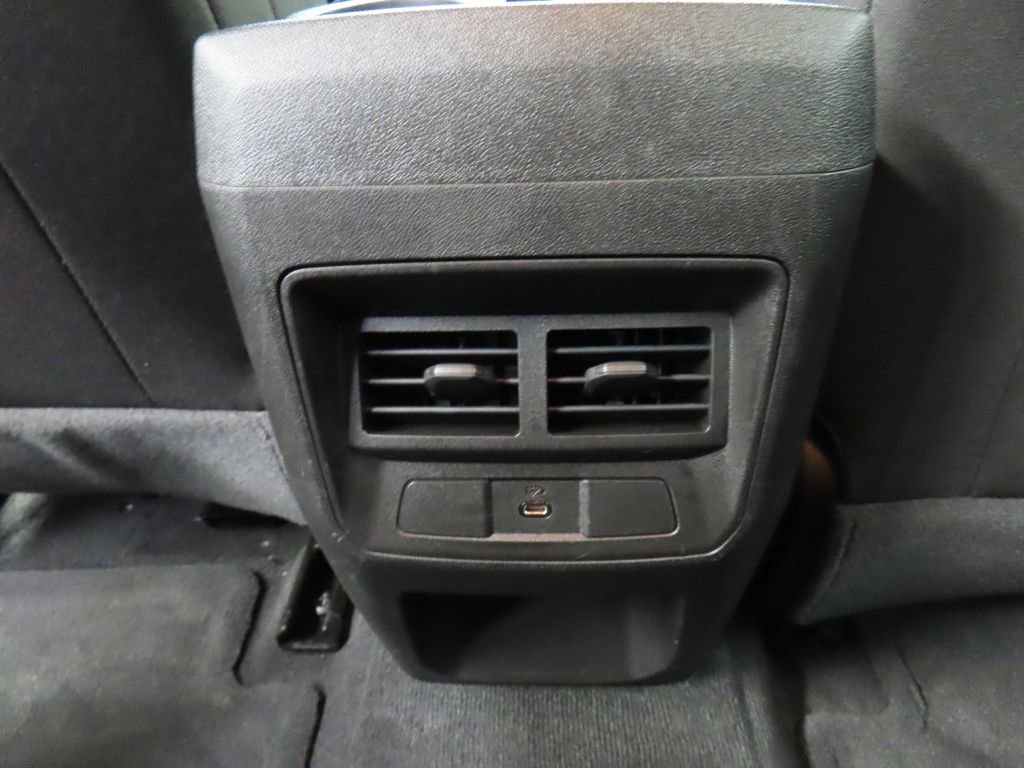 Used 2025 GMC Canyon Elevation AWD/4WD image 11