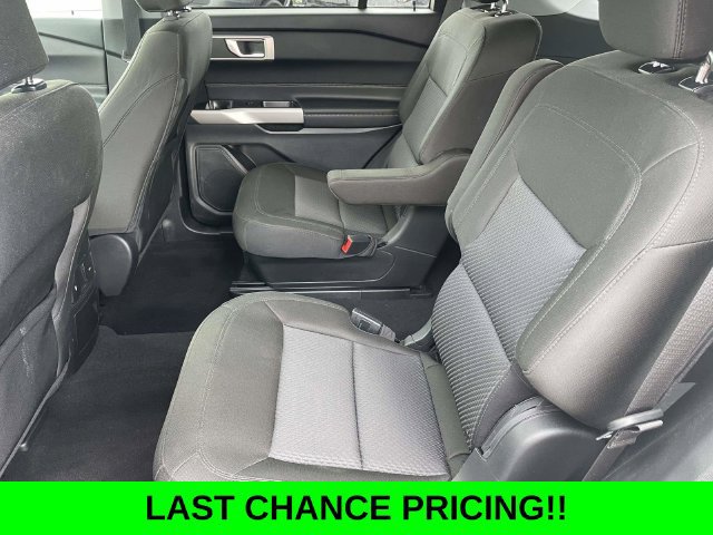 Certified 2024 Ford Explorer XLT RWD image 12