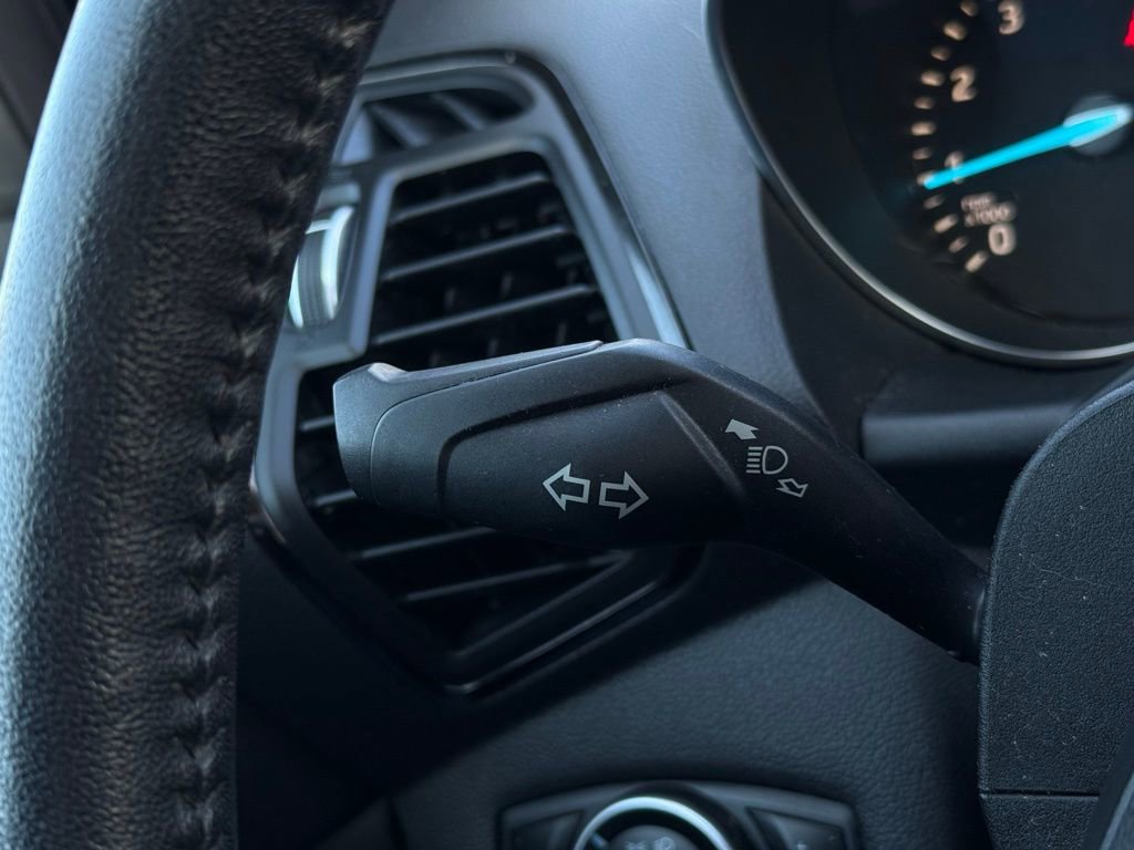 Used 2017 Ford Escape Titanium image 32