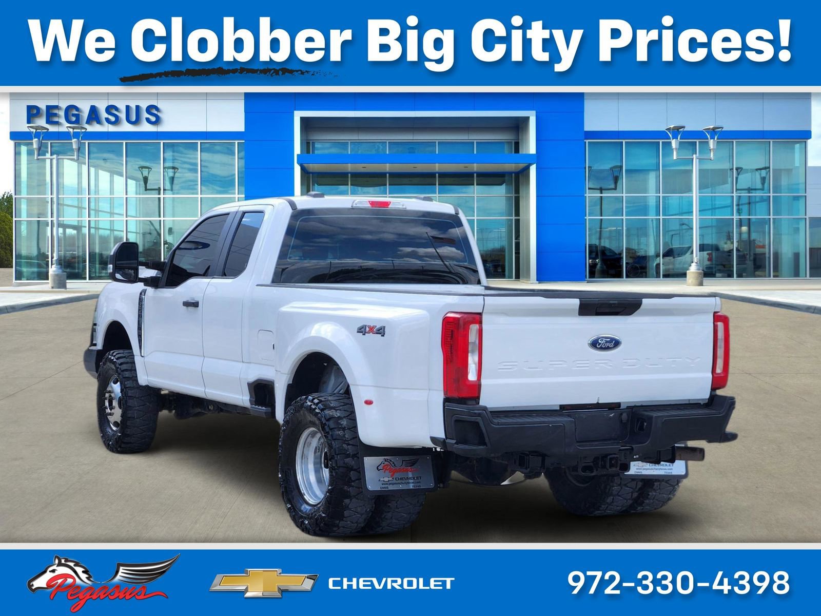 Used 2024 Ford F350 XL image 5