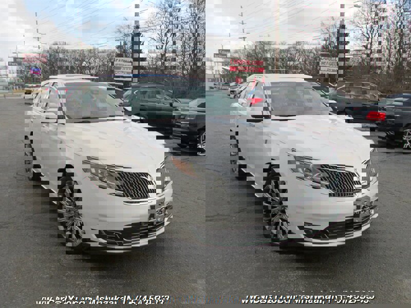 Used 2015 Lincoln MKS AWD w/ Equipment Group 101A image 1