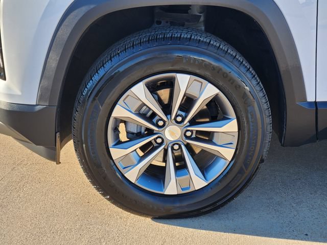 Used 2026 Chevrolet Equinox LT FWD image 17