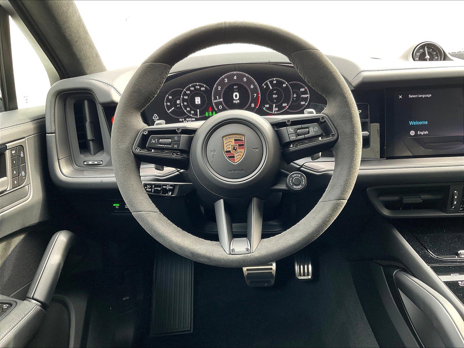 New 2026 Porsche Cayenne GTS image 18