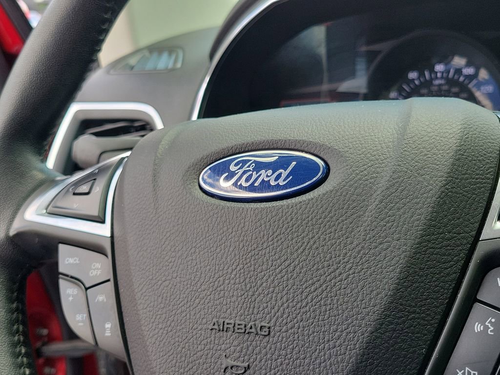 Certified 2020 Ford Edge Titanium AWD/4WD image 30