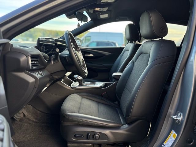 Used 2024 Buick Envista Preferred w/ Convenience I Package FWD image 15