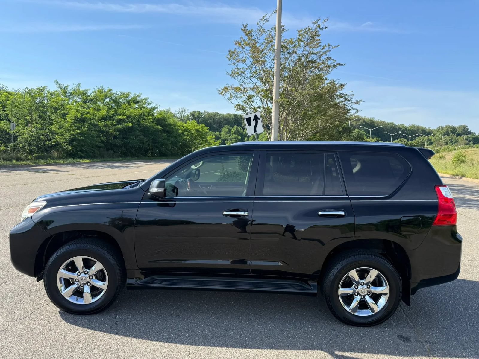 Used 2010 Lexus GX 460 AWD/4WD image 46