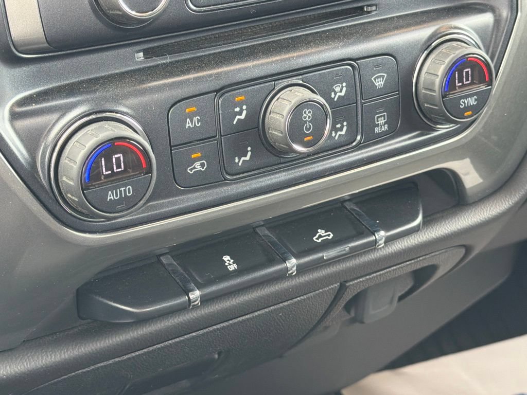 Used 2018 Chevrolet Silverado 1500 LT w/ All Star Edition AWD/4WD image 19