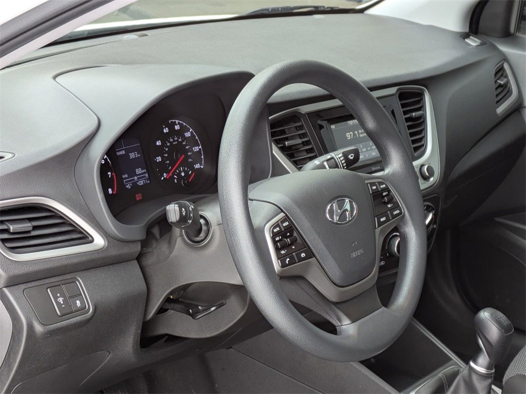 Used 2019 Hyundai Accent SE image 15