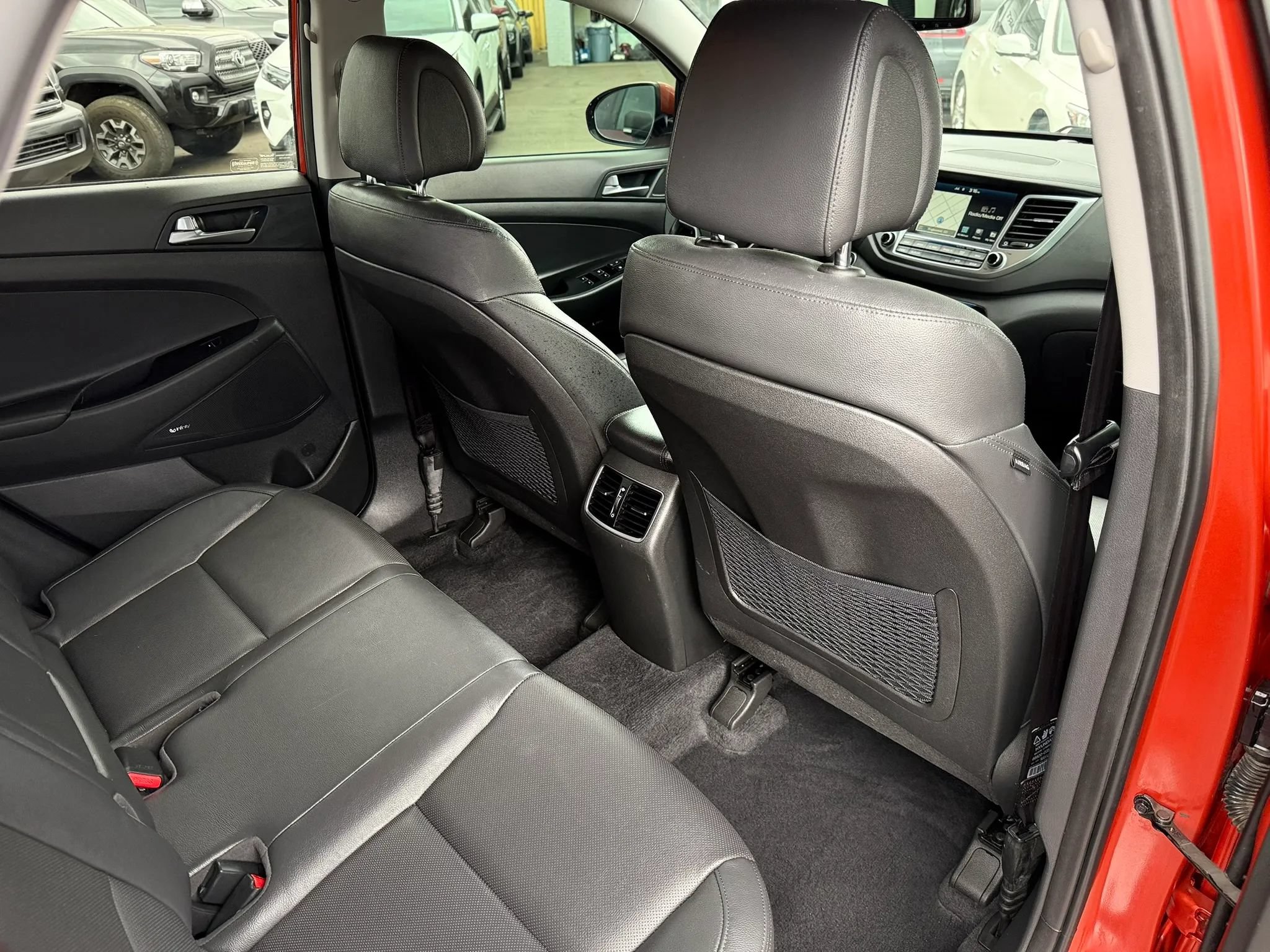 Used 2017 Hyundai Tucson Limited AWD/4WD image 17