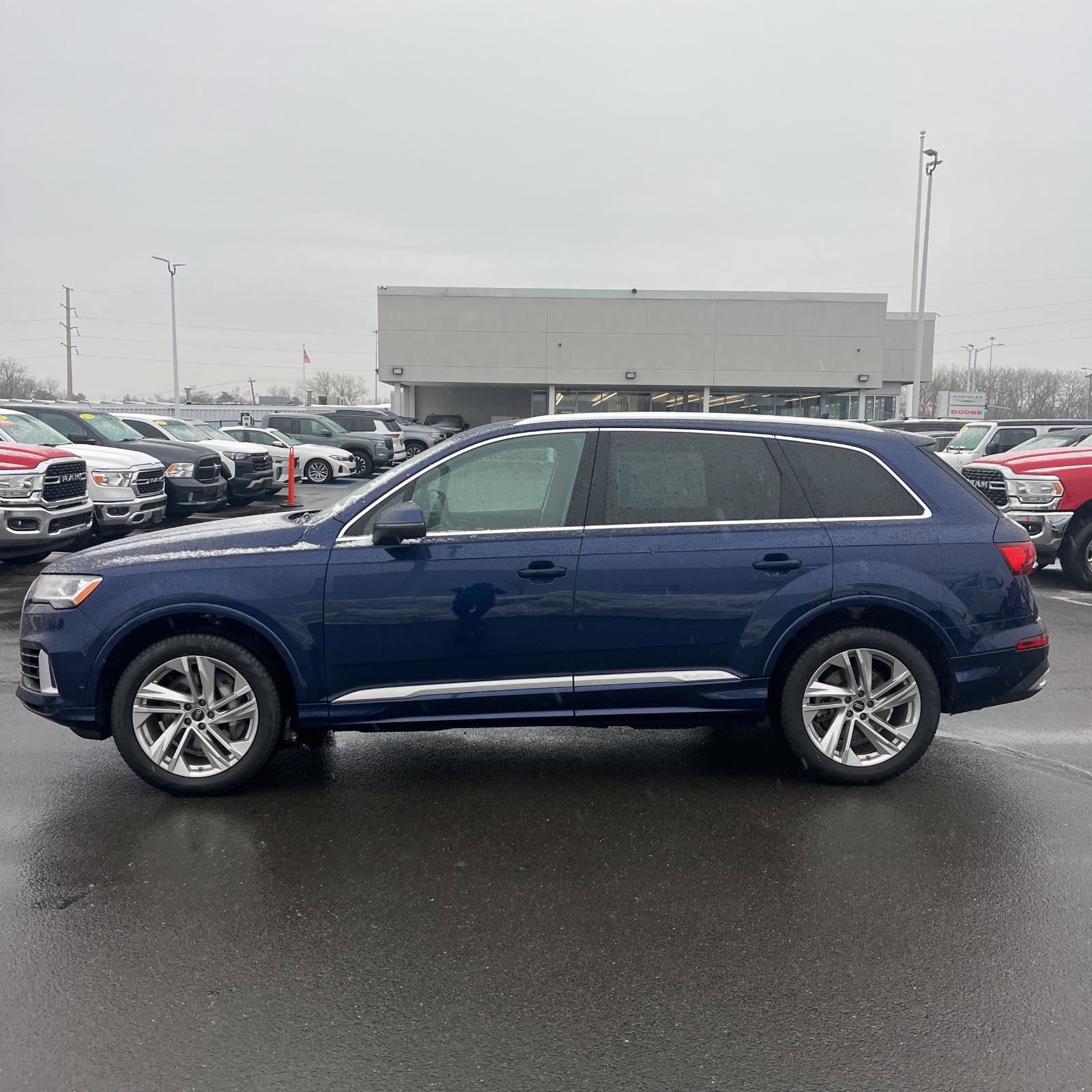 Used 2022 Audi Q7 Premium Plus w/ Premium Plus Package image 17