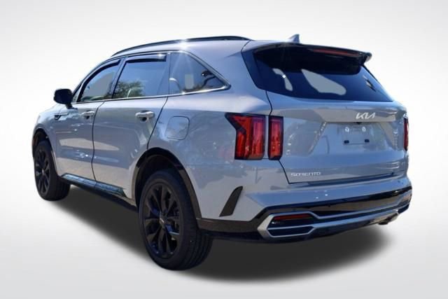 Used 2023 Kia Sorento SX image 9