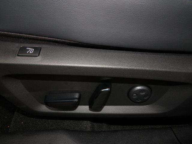 New 2025 Mitsubishi Outlander SEL Black Edition image 18