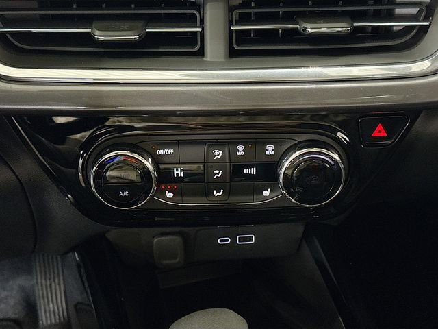 New 2026 Chevrolet Trax ACTIV w/ Sunroof Package image 16