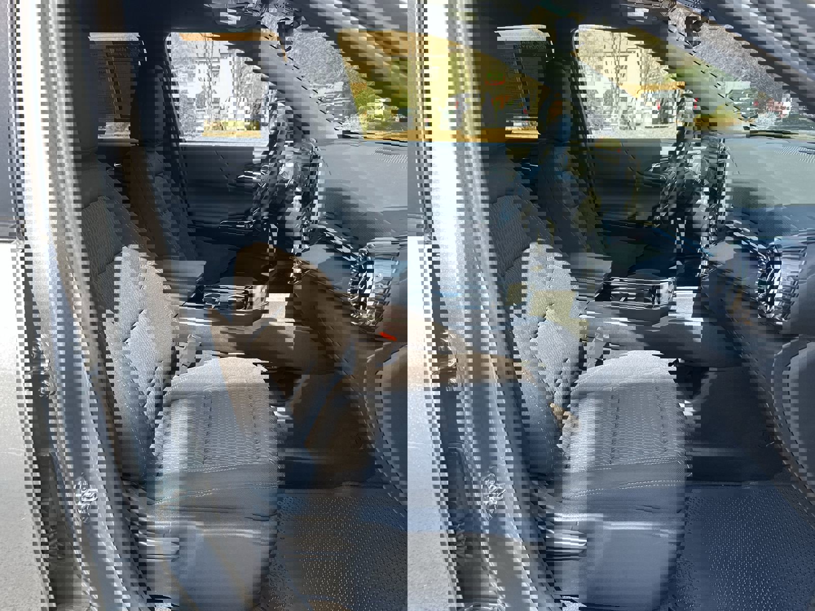 Used 2025 Chevrolet Equinox LT image 22