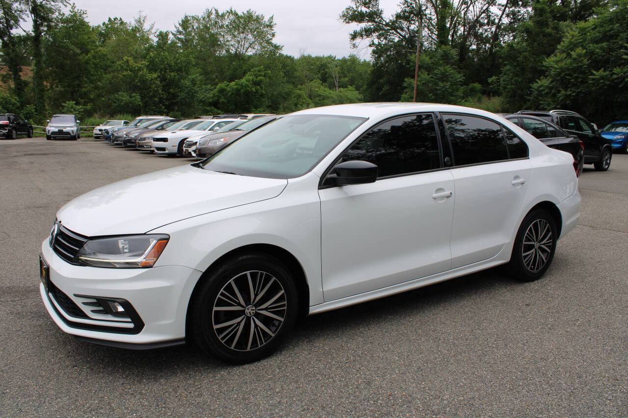 Used 2018 Volkswagen Jetta Wolfsburg Edition image 13