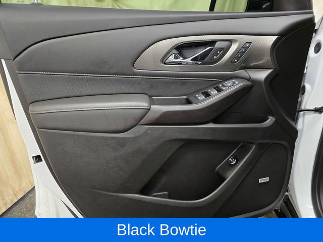 Used 2023 Chevrolet Traverse Premier w/ Redline Edition image 13