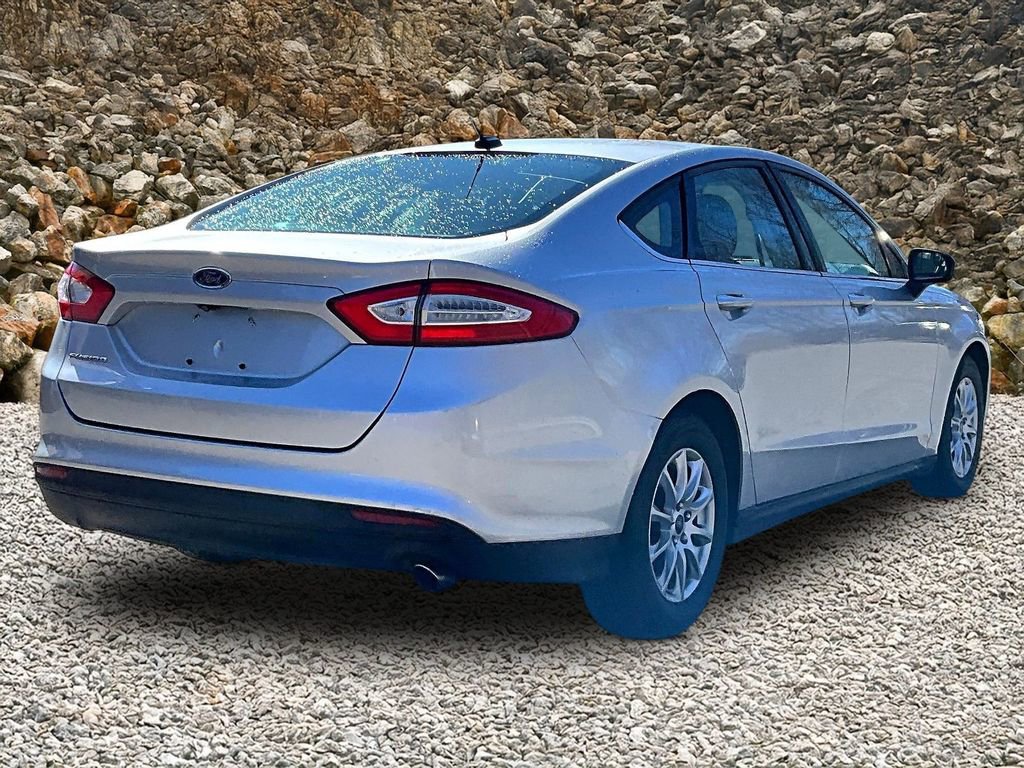 Used 2016 Ford Fusion S FWD image 2