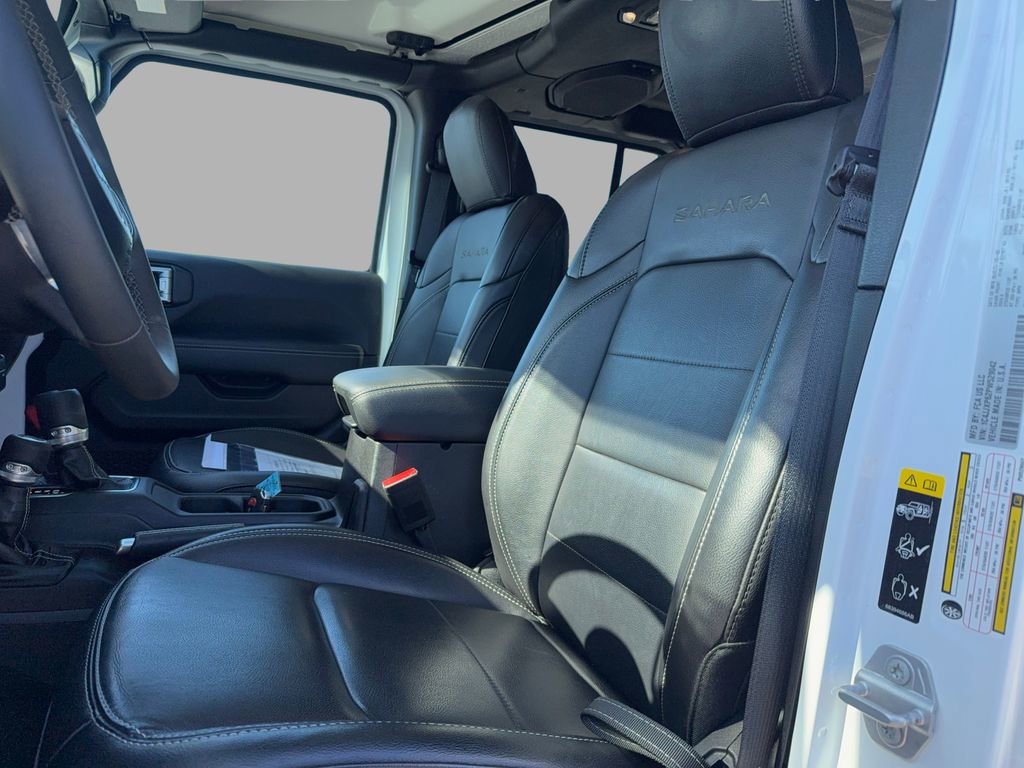 Used 2023 Jeep Wrangler Unlimited Sahara image 9