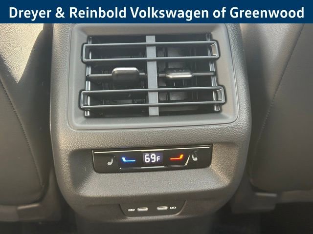 New 2026 Volkswagen Tiguan SEL R-Line image 33