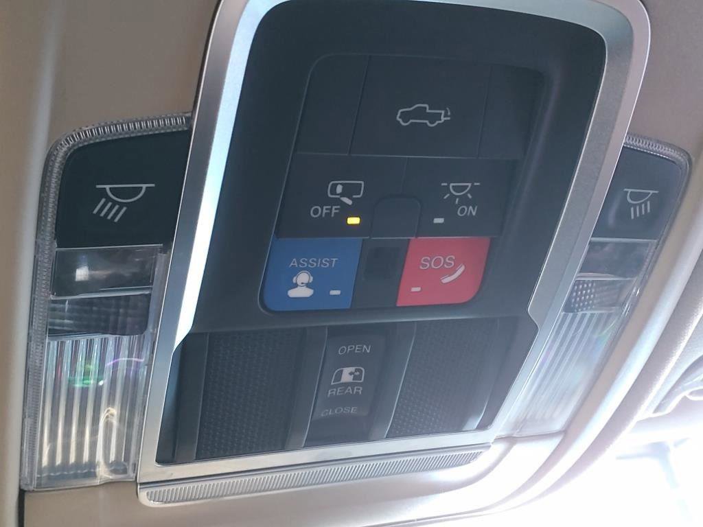 Used 2022 RAM 3500 Laramie image 27