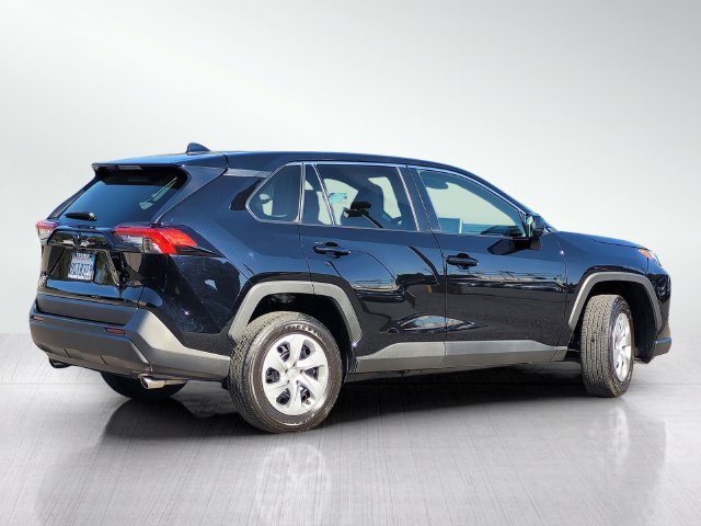 Used 2025 Toyota RAV4 LE FWD image 4