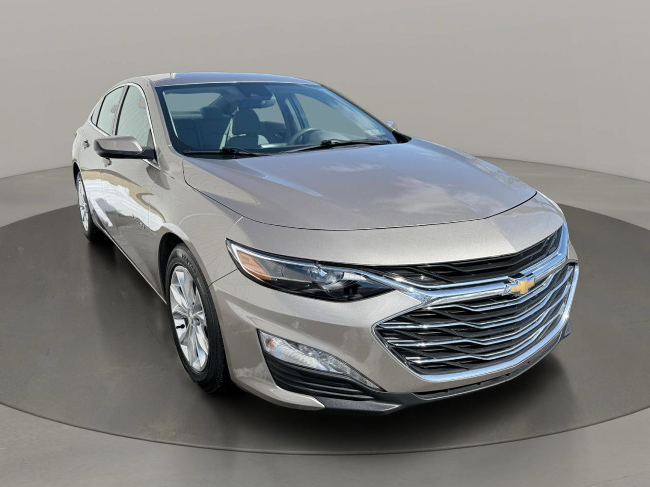 Used 2024 Chevrolet Malibu LT FWD image 7