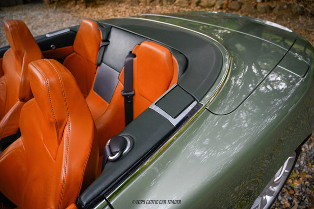 Used 2006 Aston Martin DB9 Volante RWD image 45