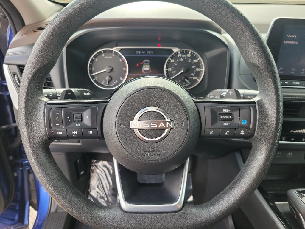 Certified 2023 Nissan Rogue SV FWD image 18