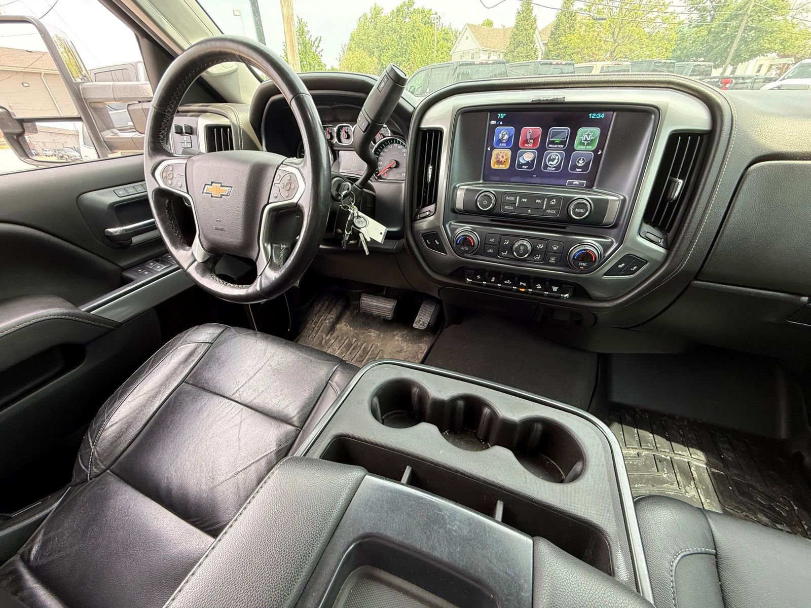 Used 2019 Chevrolet Silverado 2500 LTZ w/ LTZ Plus Package AWD/4WD image 3