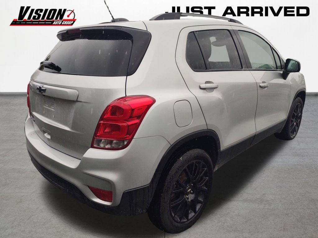 Used 2022 Chevrolet Trax LT w/ Sport Edition AWD/4WD image 5