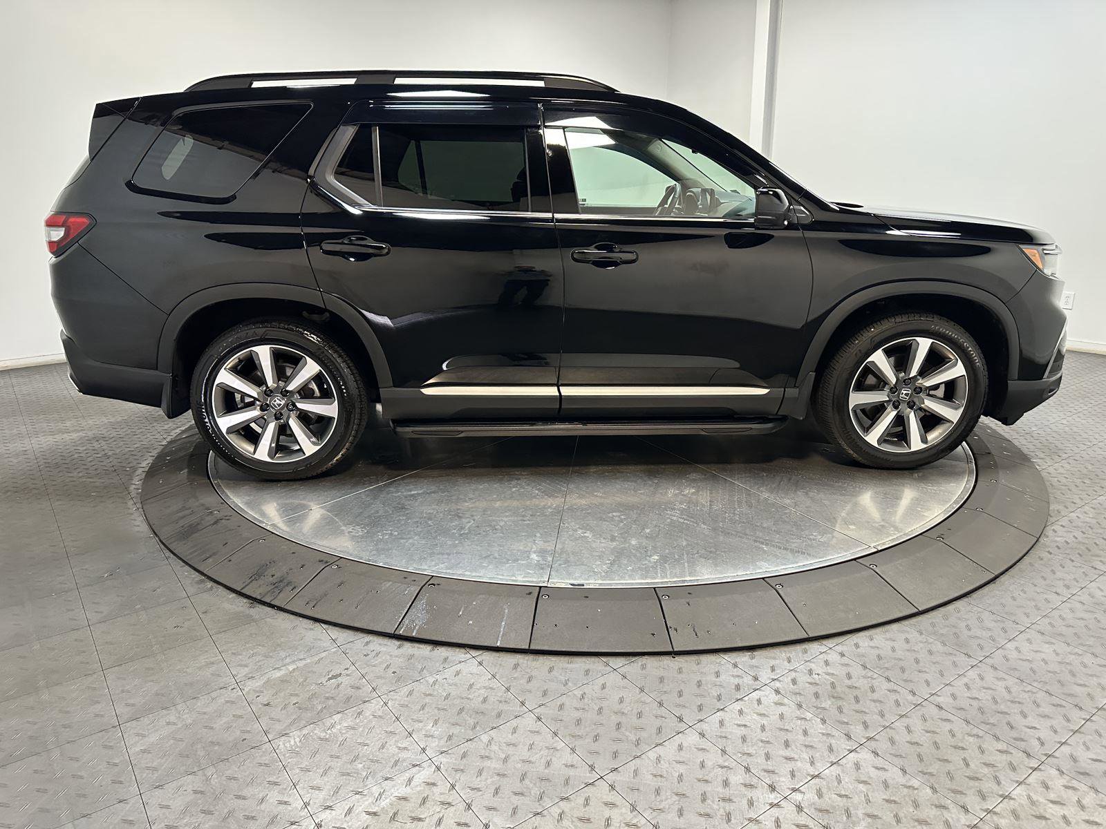 Certified 2025 Honda Pilot Elite image 15